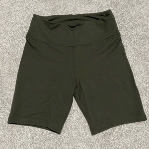 Lou & Grey High Waist Biker Shorts